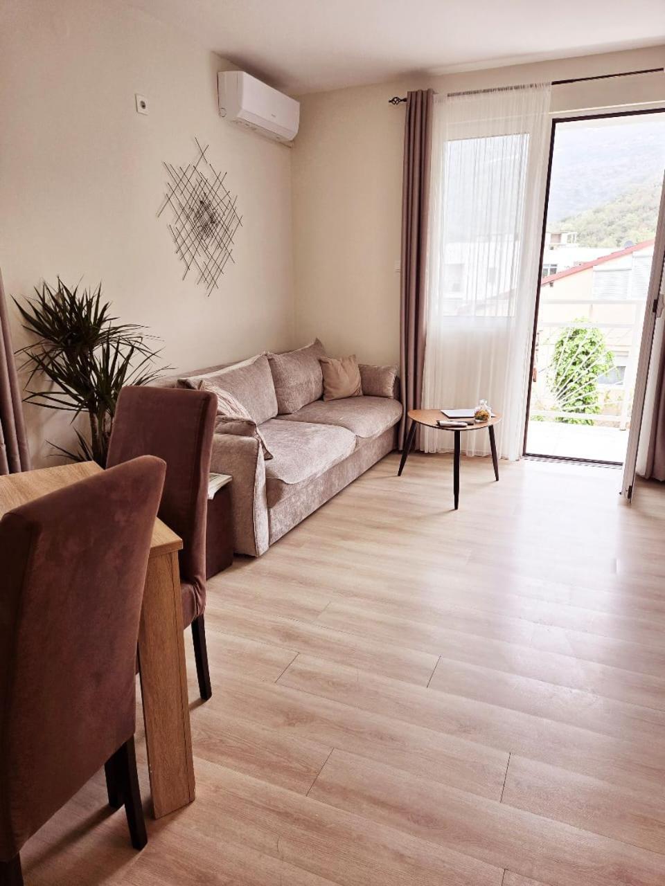 Apartments Nikcevic ブドヴァ エクステリア 写真
