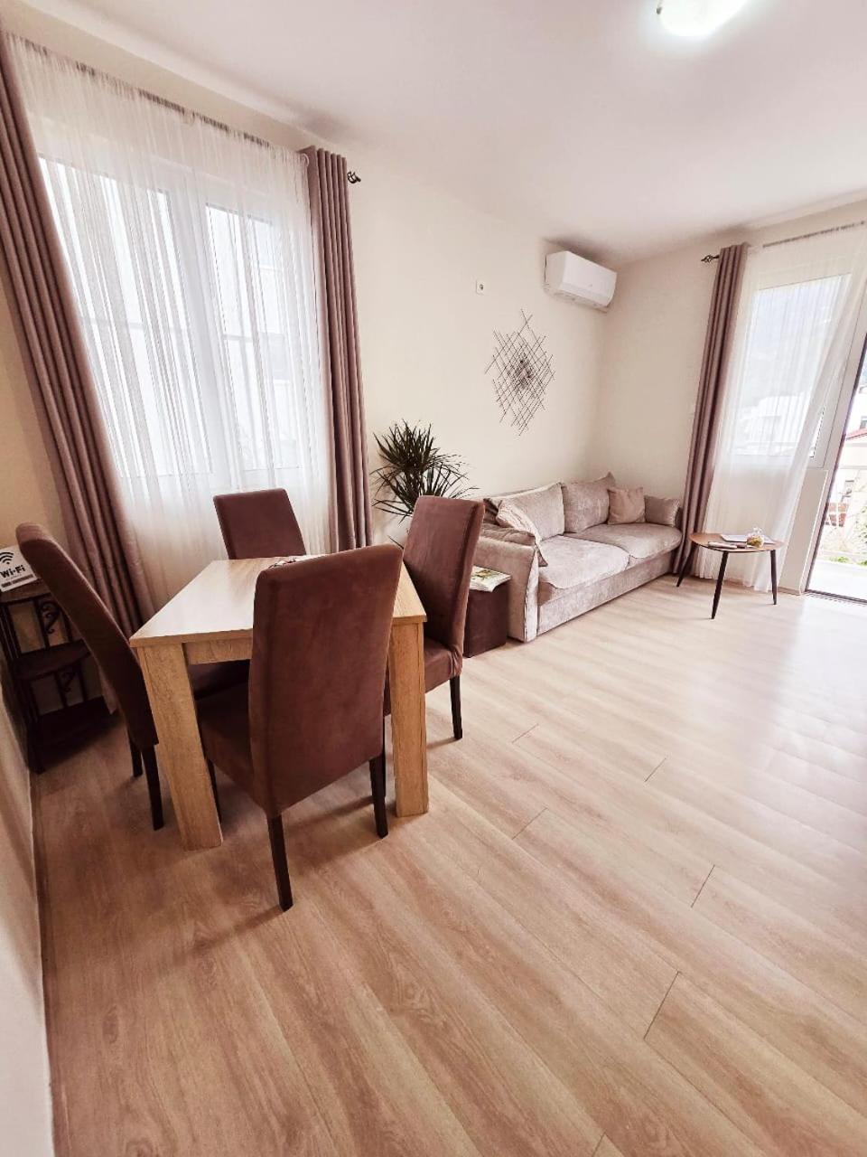 Apartments Nikcevic ブドヴァ 部屋 写真