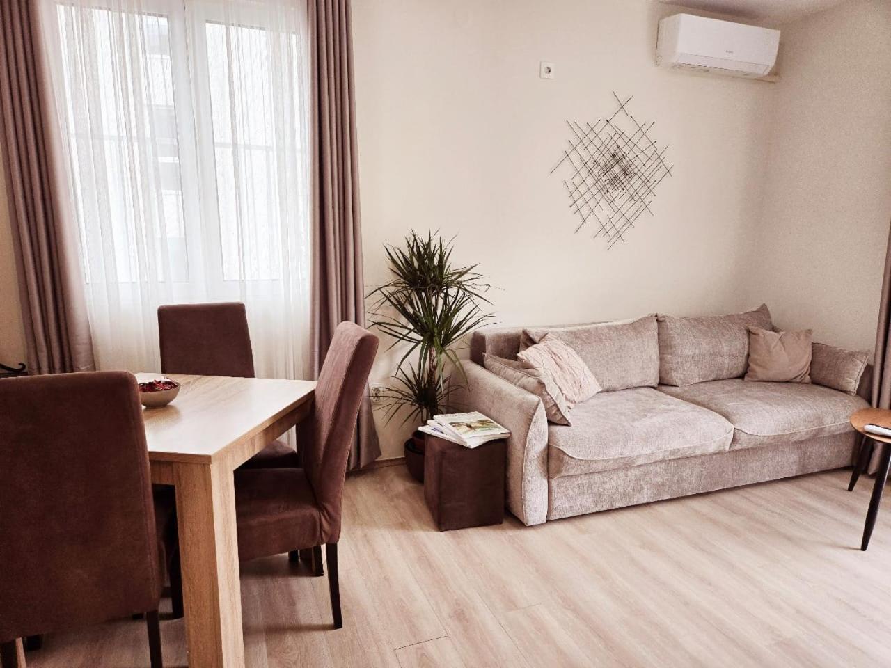 Apartments Nikcevic ブドヴァ エクステリア 写真